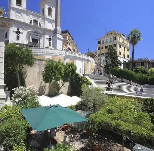 Guest house Internazionale Domus 4*